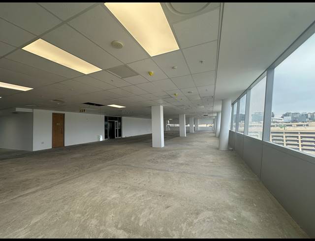 1,752M² OFFICE TO LET IN SANDTON CENTRAL